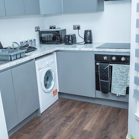 Aylesbury Apartment 1 With Free Parking Eksteriør billede